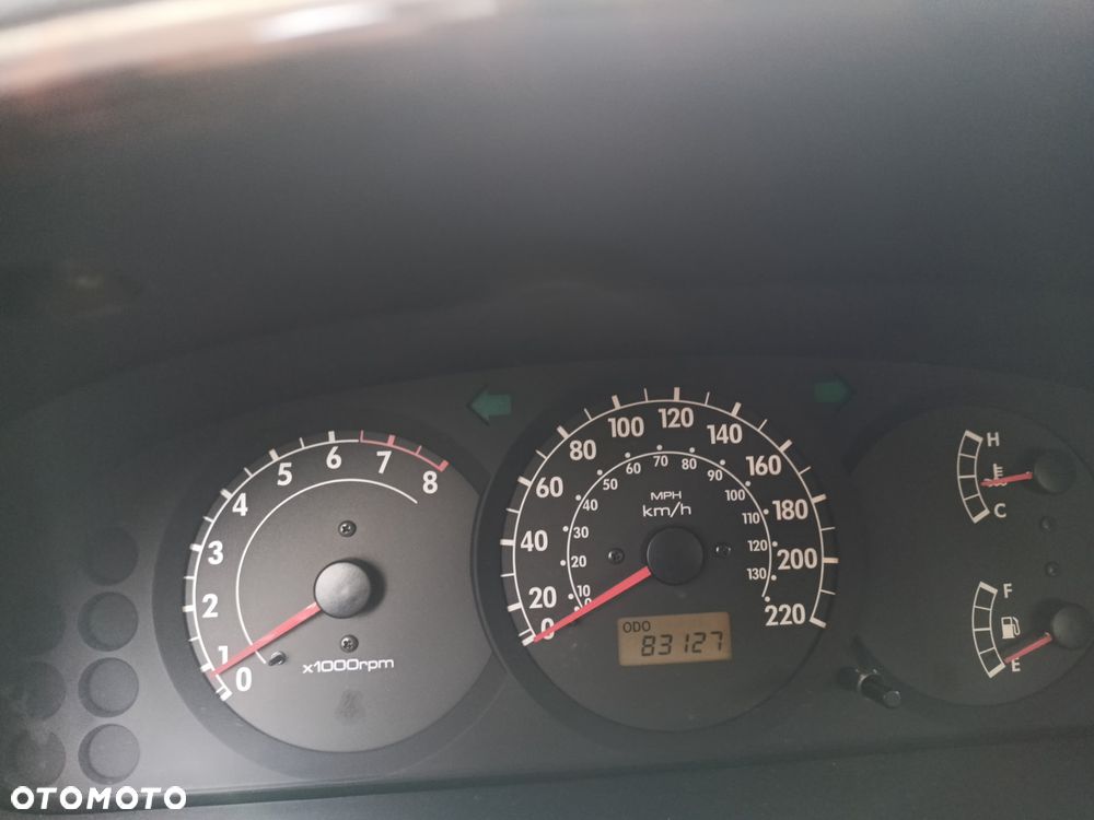 Kia Shuma 1.6 - 6