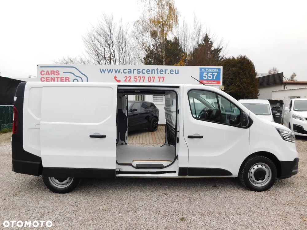 Renault Trafic - 16