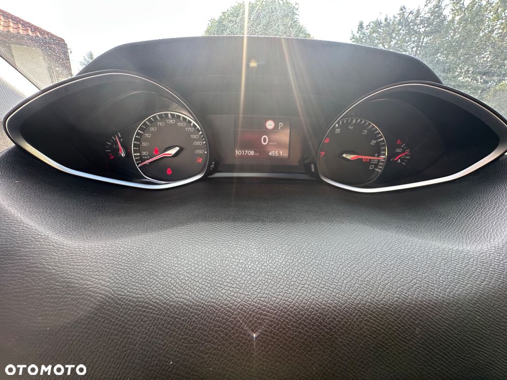 Peugeot 308 1.2 PureTech Active Pack S&S EAT8 - 13