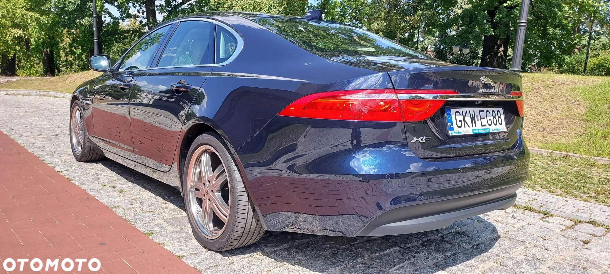 Jaguar XF E-Performance Prestige - 3