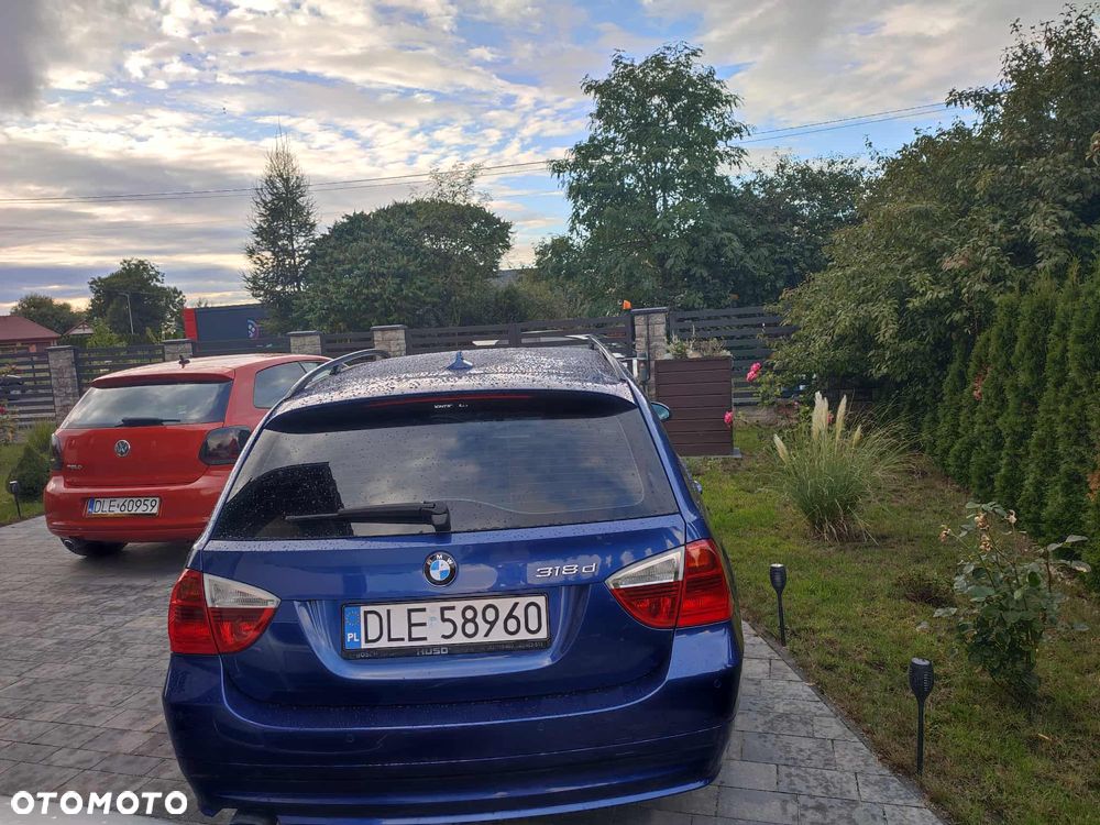 BMW Seria 3 318d - 4