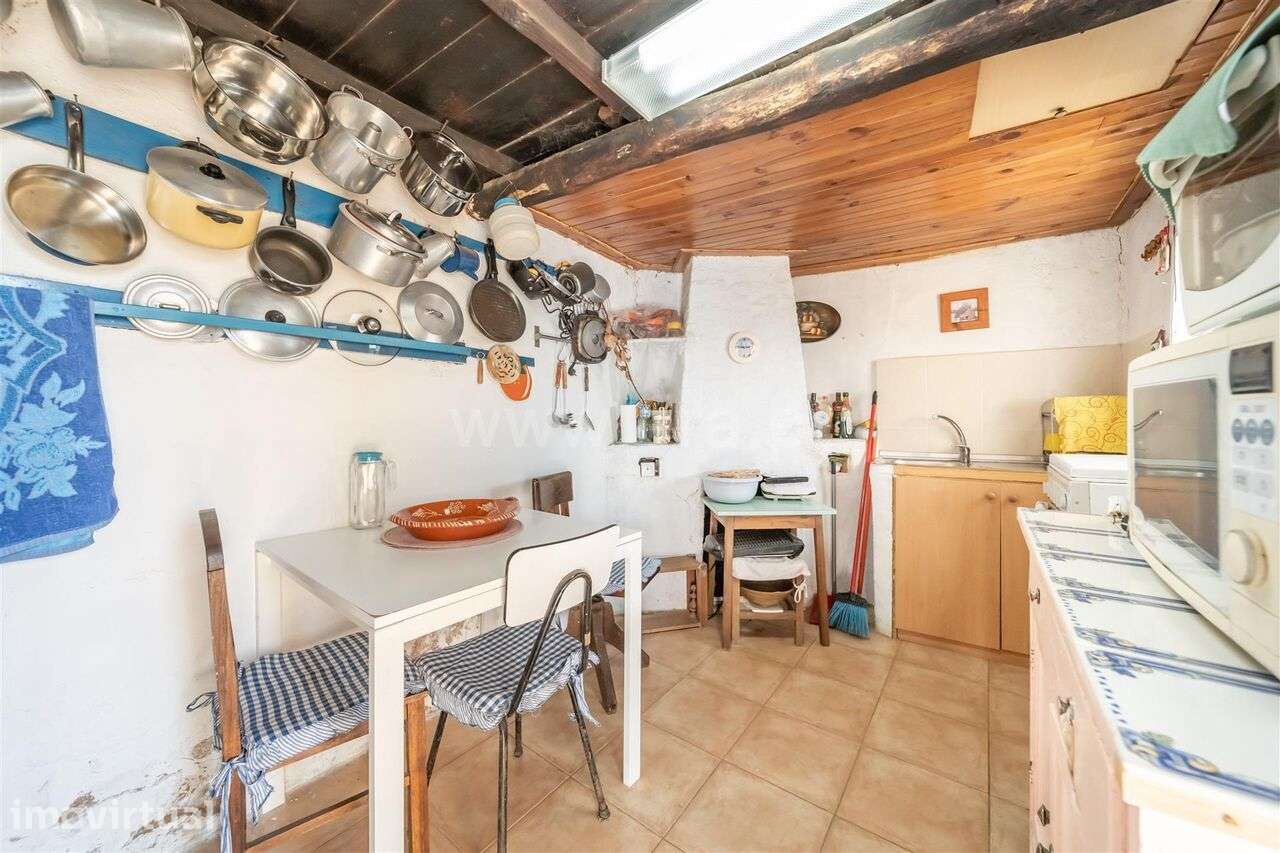 Moradia Isolada T3 / Covilhã, Peso e Vales do Rio - Grande imagem: 3/20