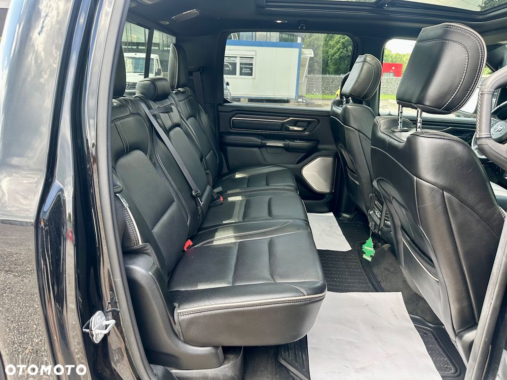 RAM 1500 Crew Cab Shortbed Limited - 35