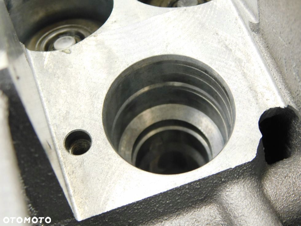 Głowica po szlifie 1.9 2.0 TDI VW T5 Transporter Touran A4 B7 Passat B6 A3 - 15