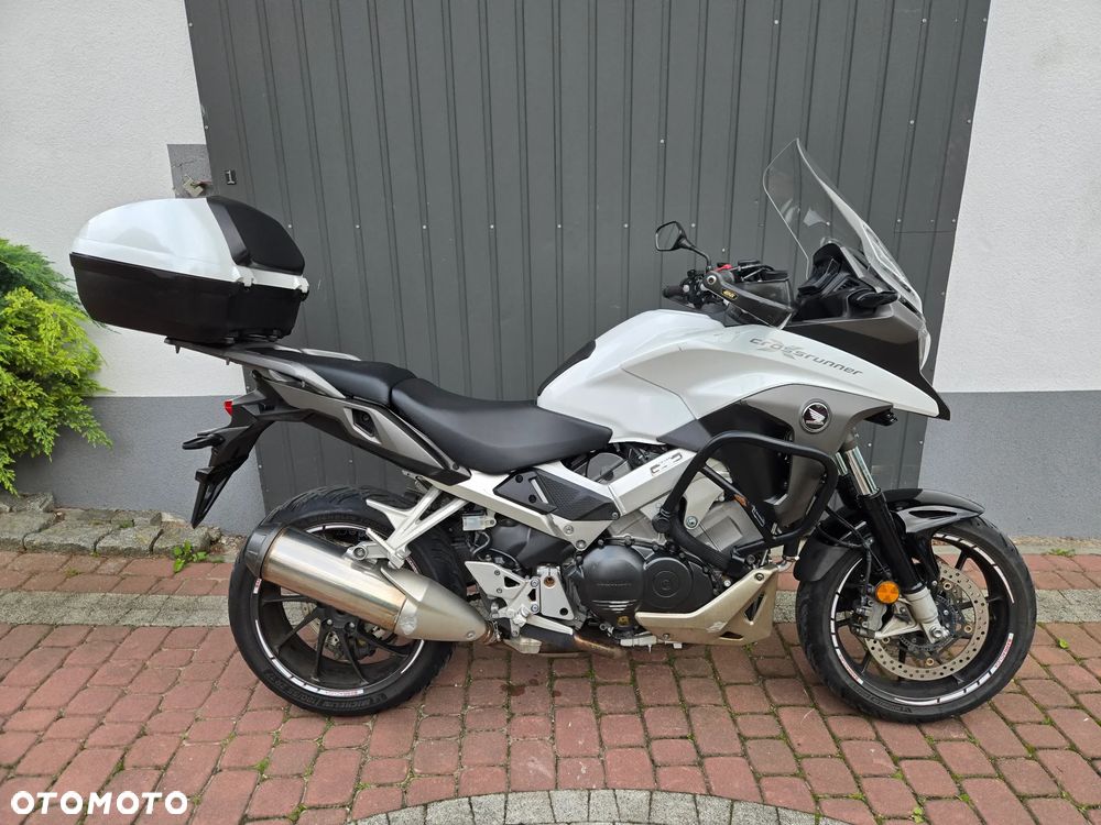 Honda VFR - 10