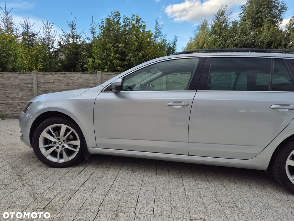 Skoda Octavia 2.0 TDI Style DSG - 5
