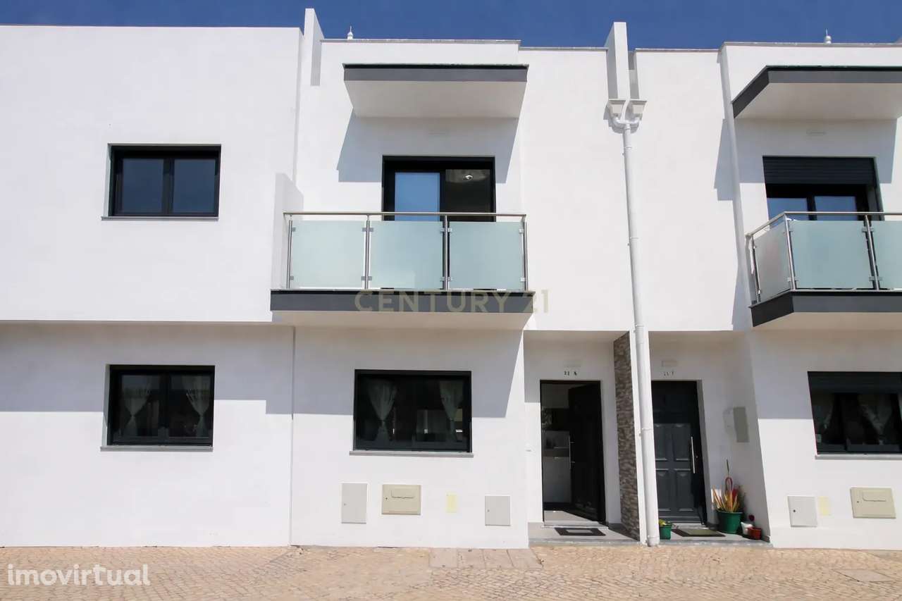 Moradia T2+1 Mobilada para Arrendamento em Vila Nova de Cacela - Grande imagem: 4/15