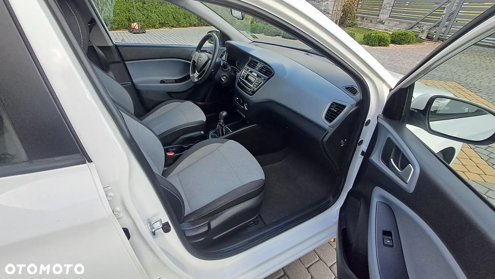 Hyundai i20 - 6