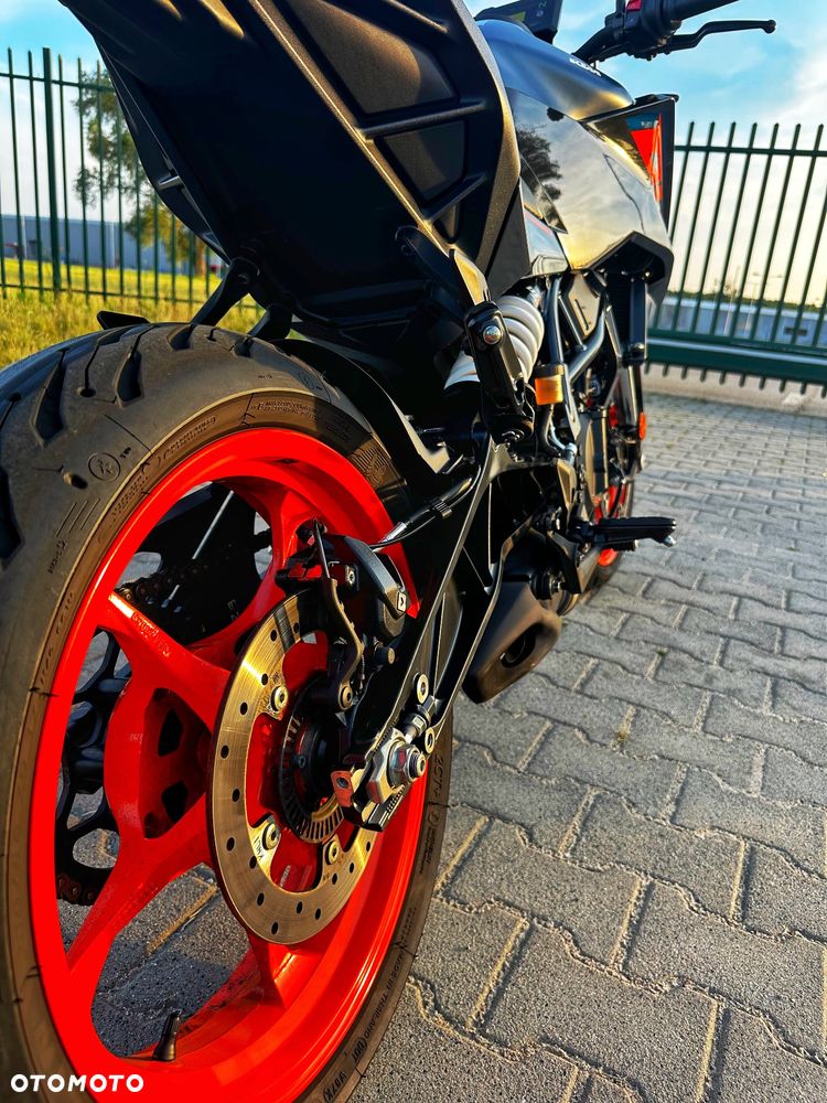 KTM Duke 125 - 4