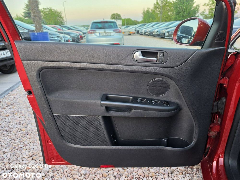 Volkswagen Golf Plus - 27