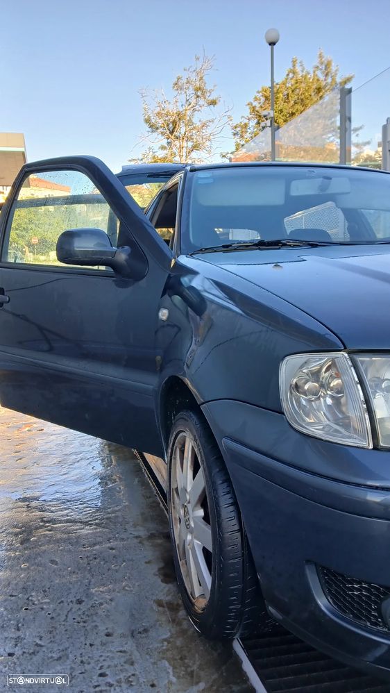 VW Polo 1.4 TDi Confortline - 4