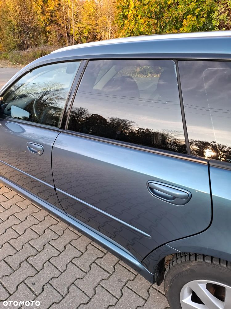 Subaru Legacy - 12