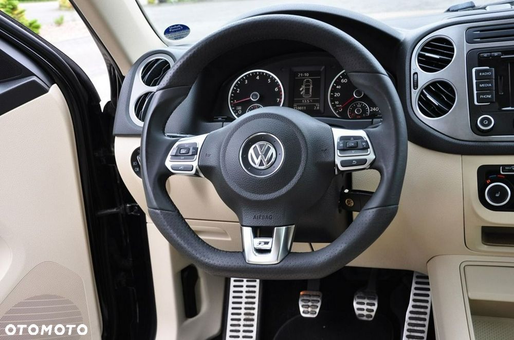 Volkswagen Tiguan - 33