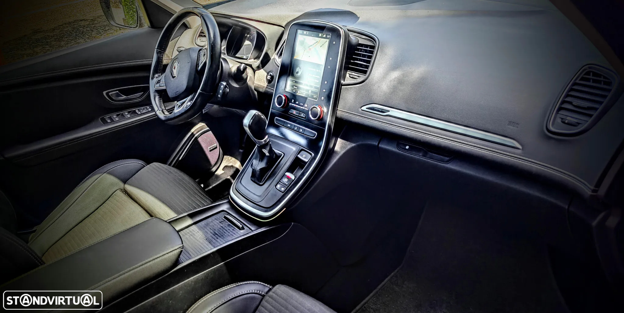 Renault Scénic ENERGY dCi 110 EDC BOSE EDITION - 20