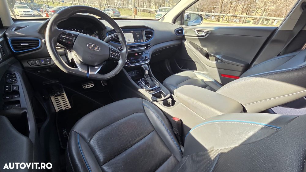Hyundai IONIQ 1.6 GDI Premium - 6