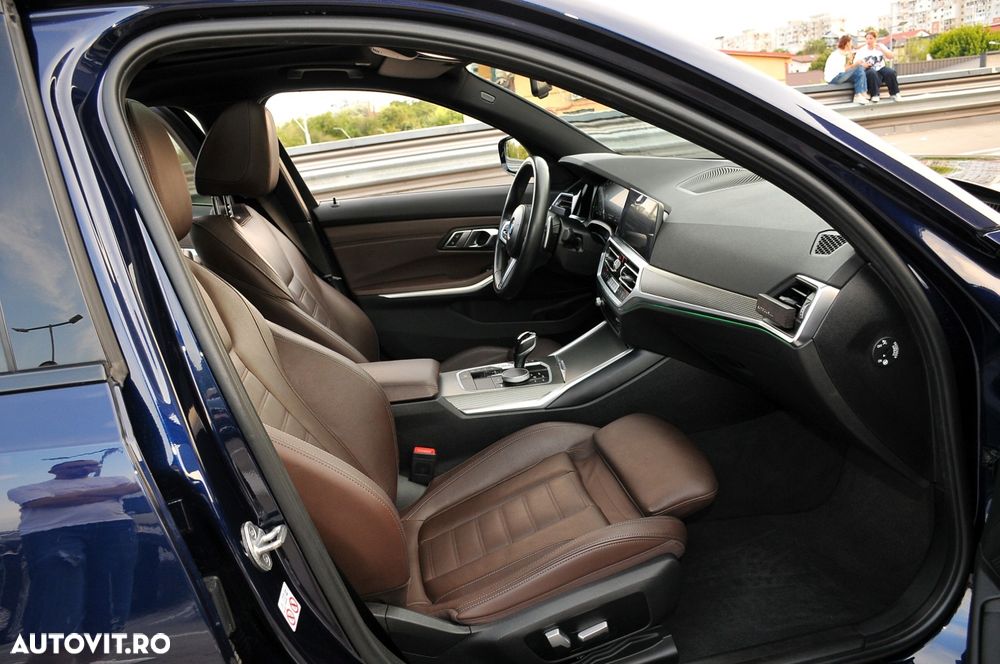 BMW Seria 3 330d xDrive AT MHEV - 10