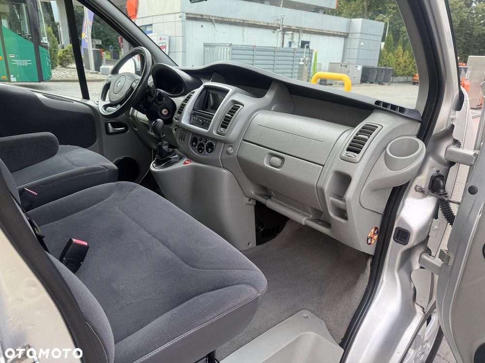 Opel Vivaro L2H1 2.9t - 11