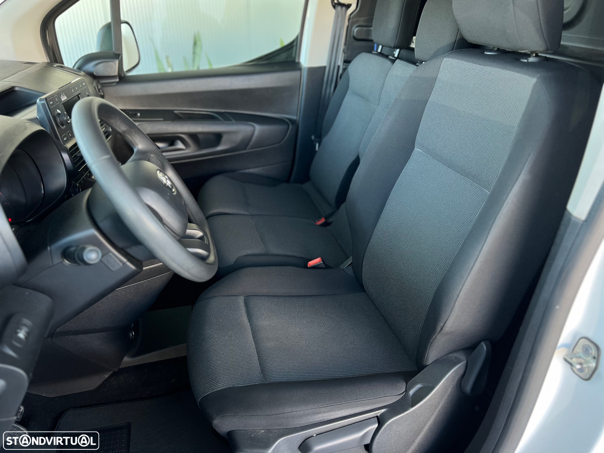 Toyota Proace City 1.5D L1 Comfort PTB - 10
