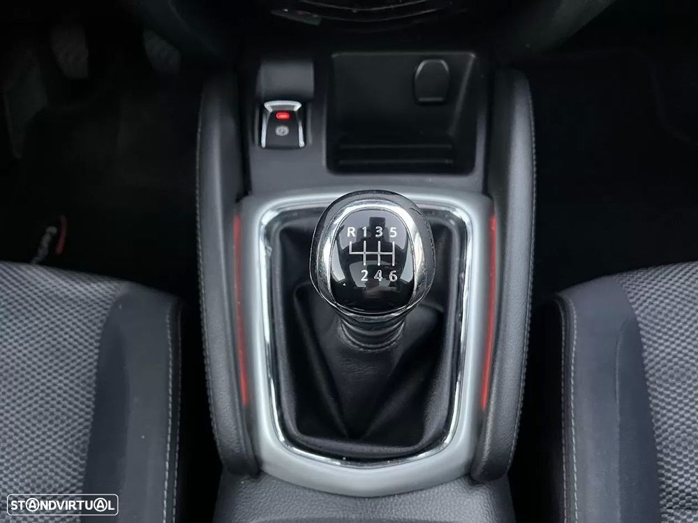 Nissan Qashqai 1.5 dCi Acenta - 19