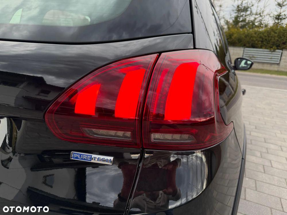 Peugeot 2008 PureTech 110 Stop&Start EAT6 Allure - 10