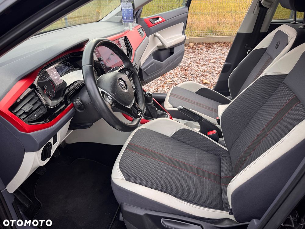 Volkswagen Polo - 27