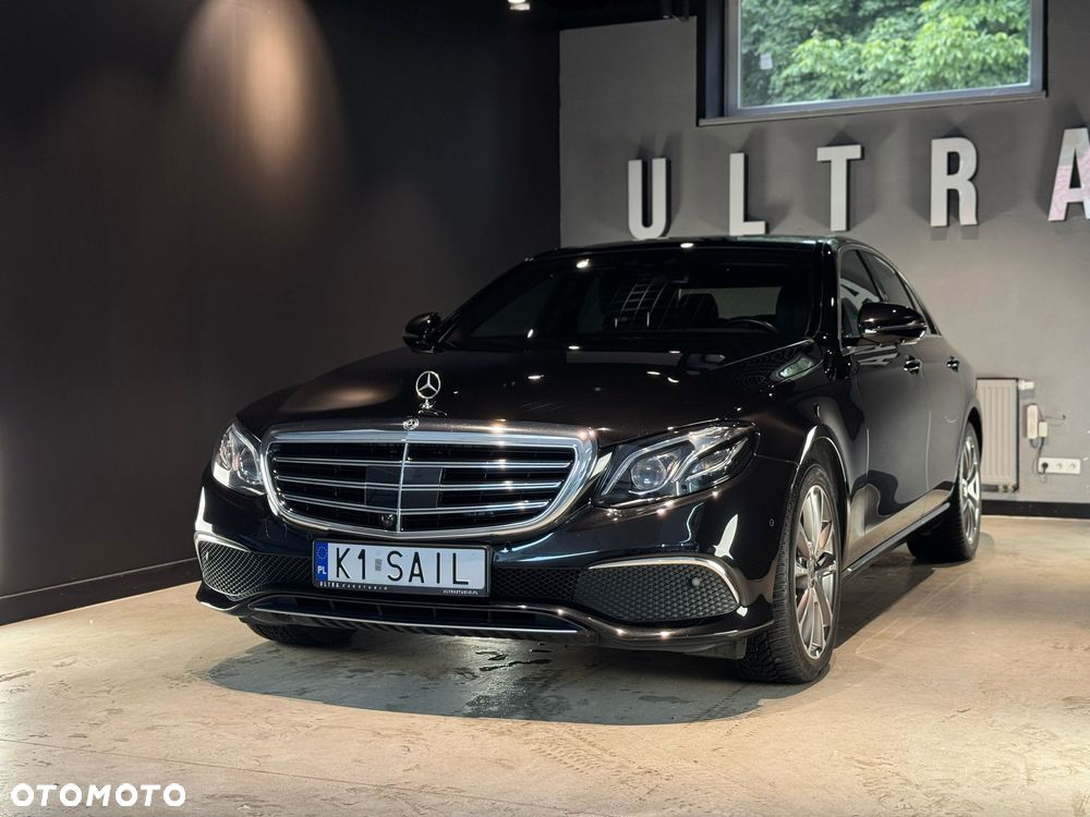 Mercedes-Benz Klasa E 400 4-Matic 9G-TRONIC - 19