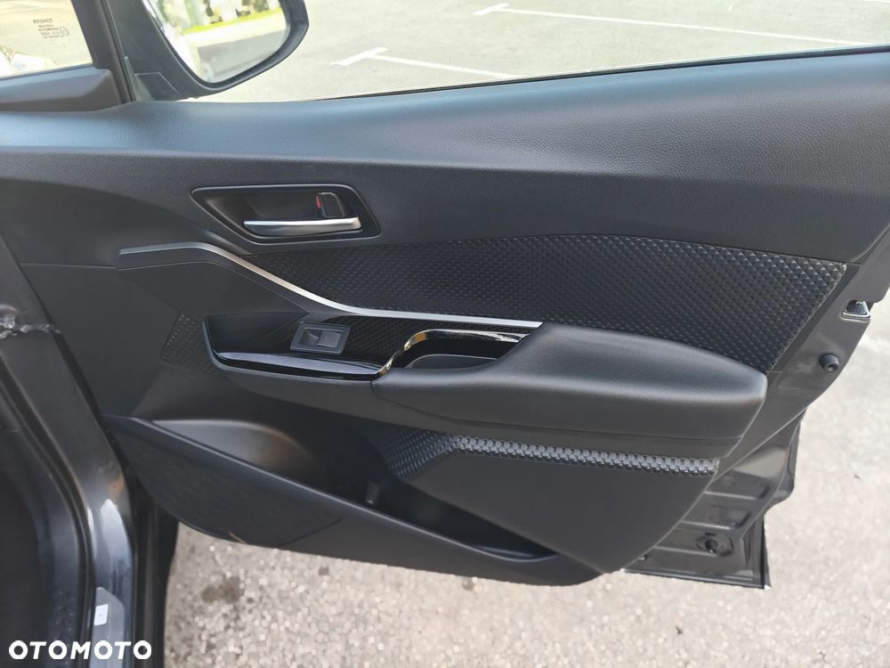 Toyota C-HR 1.8 Hybrid GPF GR Sport - 26