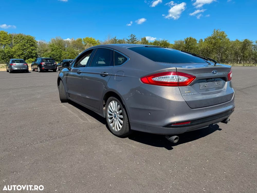 Ford Mondeo 2.0 TDCi Powershift Titanium - 2