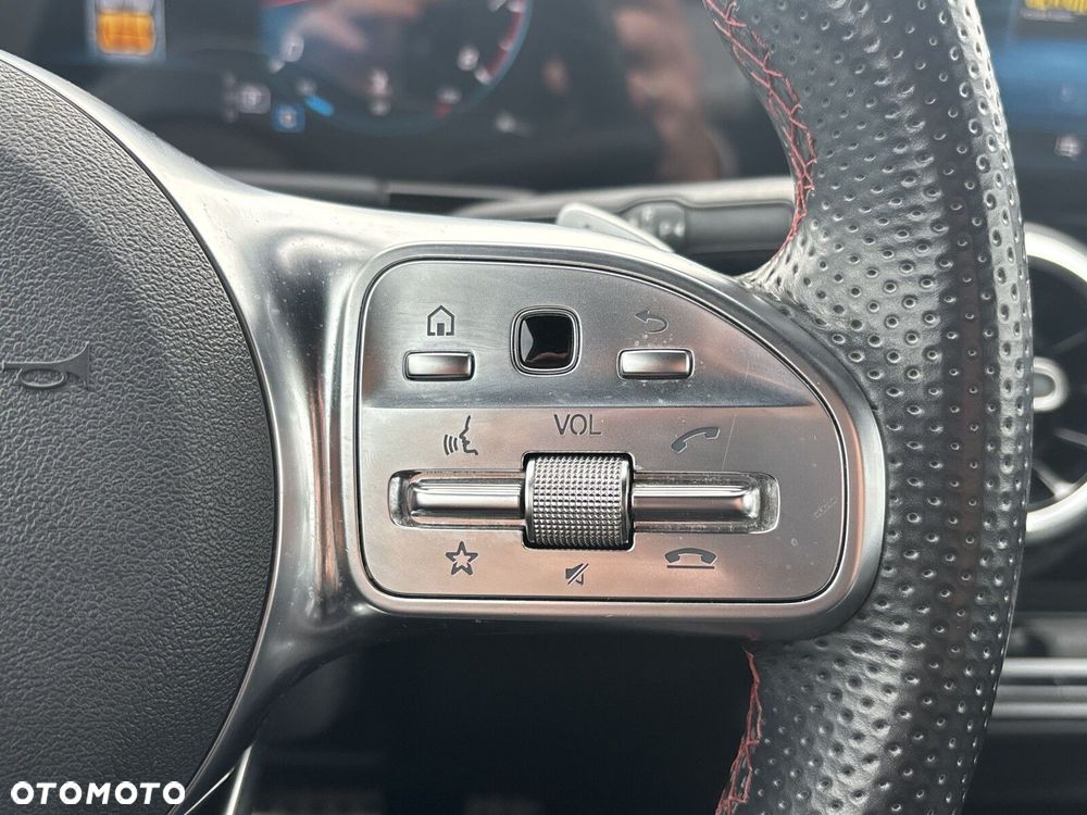 Mercedes-Benz GLA 180 mHEV AMG Line 7G-DCT - 23