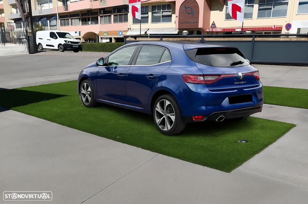 Renault Mégane 1.6 Plug-In R.S. Line - 4