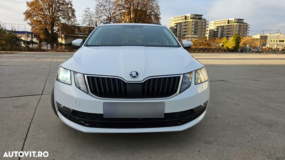 SKODA Octavia 2019 — imagine 8