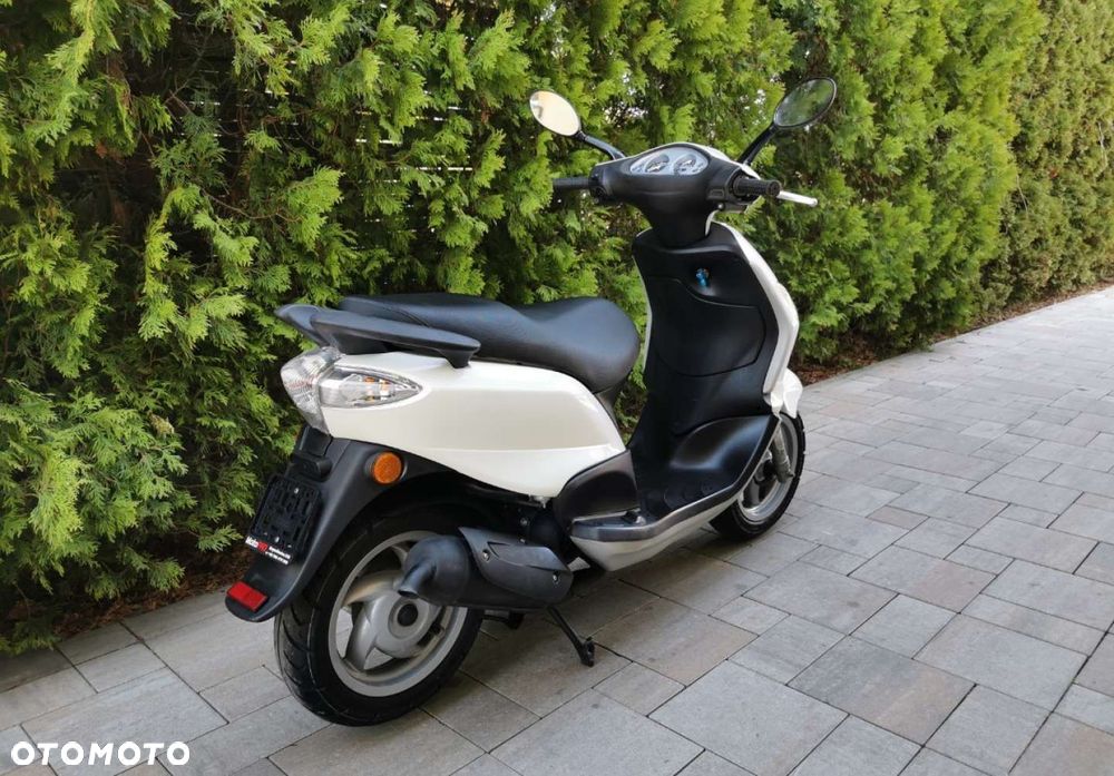 Piaggio FLY - 3