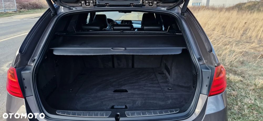 BMW Seria 3 318d DPF Edition Sport - 10