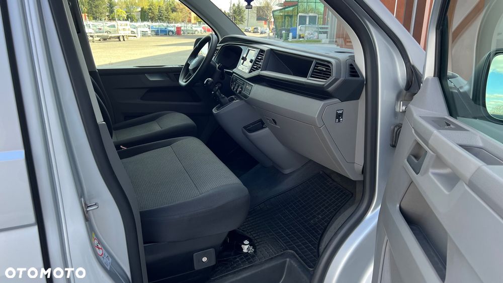 Volkswagen Transporter - 12