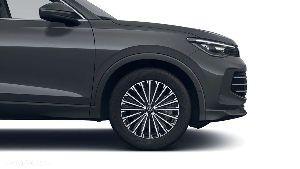 Volkswagen Tiguan - 8
