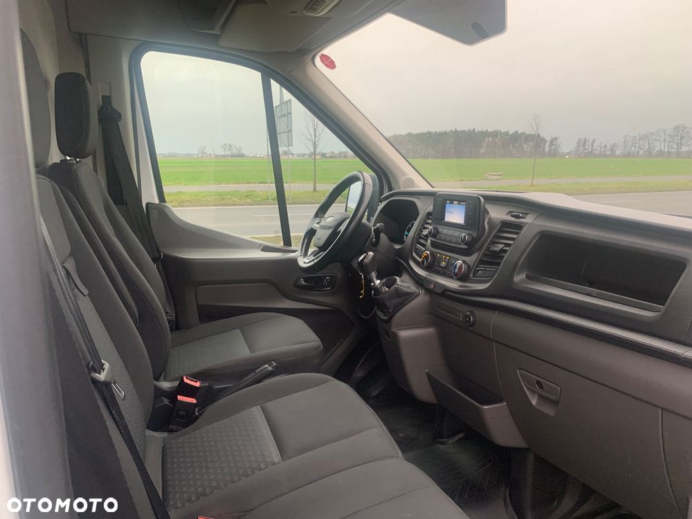 Ford Transit - 33