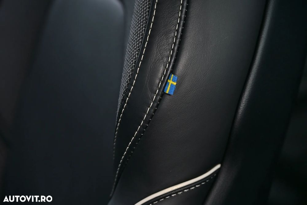 Volvo XC 60 B4 D AWD Geartronic RDesign - 36