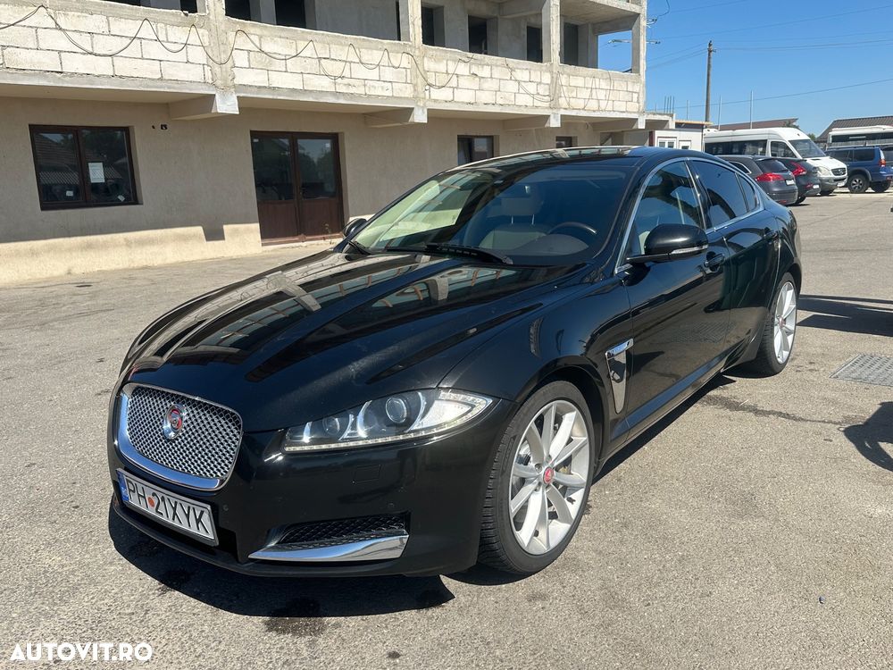Jaguar XF 3.0 V6 Diesel S Sportbrake - 9