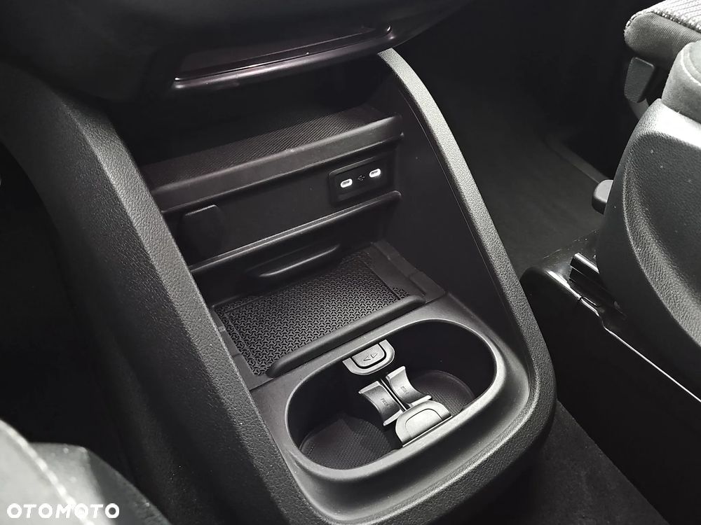 Mercedes-Benz Klasa V 250 d 4-Matic Avantgarde 9G-Tronic (d³ugi) - 19