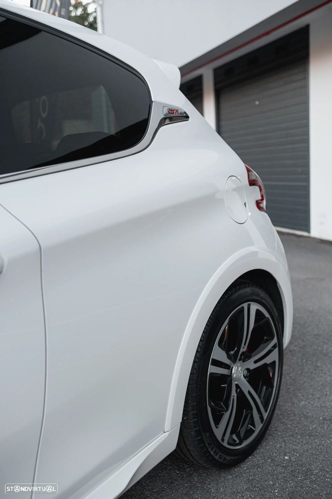 Peugeot 208 1.6 THP GTi - 7