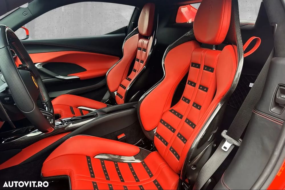 Ferrari 296 GTB - 11