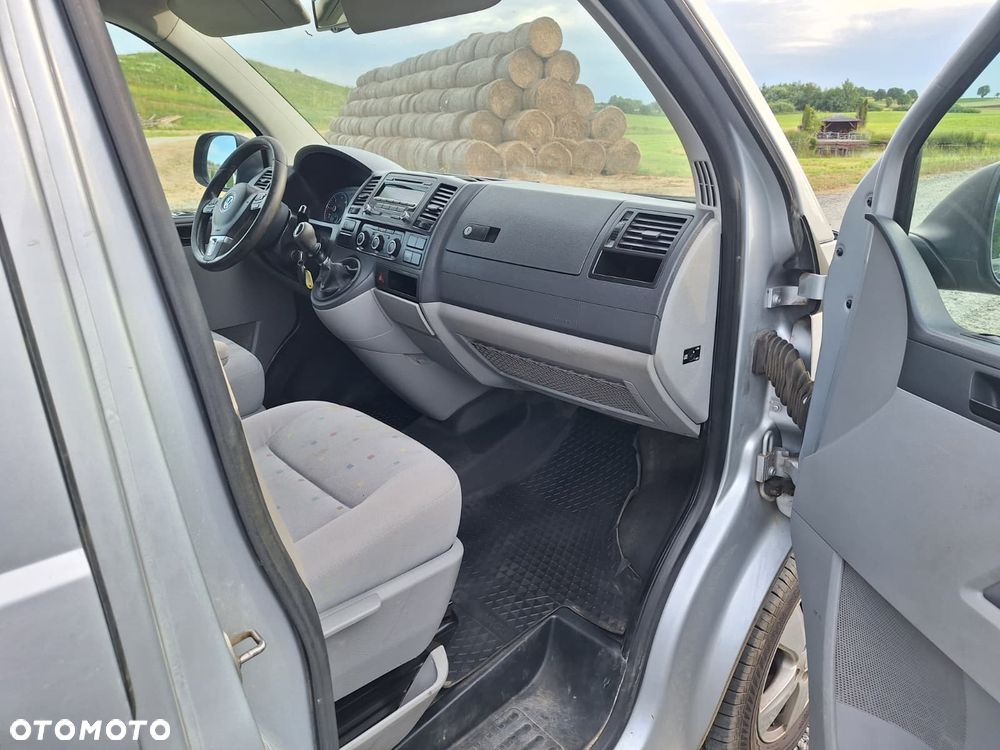Volkswagen transporter t5 - 12