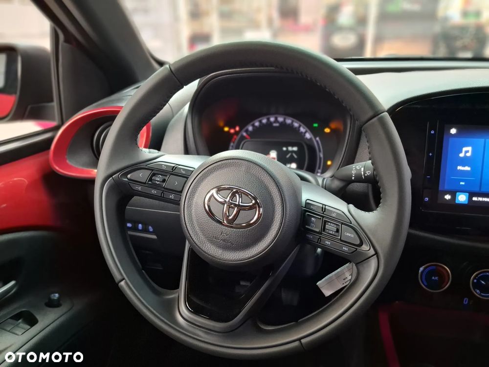 Toyota Aygo X 1.0 VVT-i Style - 19