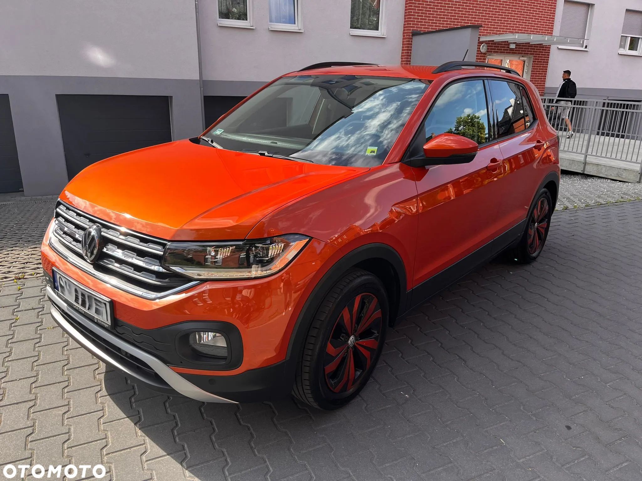 Volkswagen T-Cross 1.0 TSI Life DSG - 1