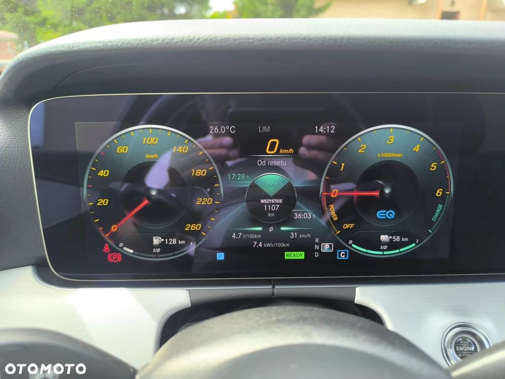 Mercedes-Benz Klasa E ver-300-de-4matic-t-9g--tronic-avantgarde - 30