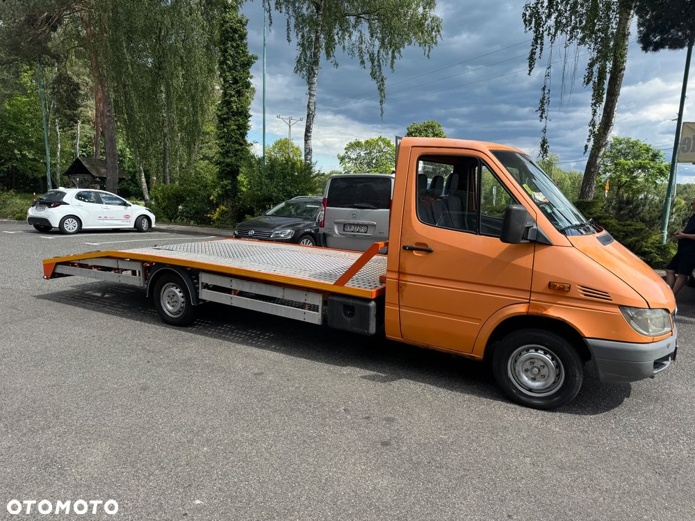 Mercedes-Benz Sprinter - 1
