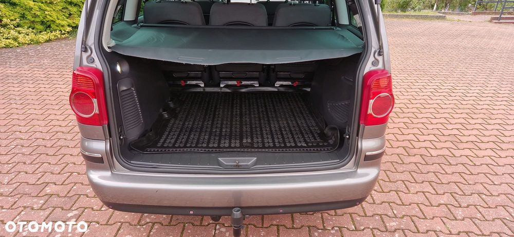 Volkswagen Sharan - 15