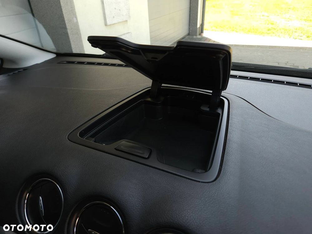 Ford S-Max 2.0 TDCi Titanium - 31