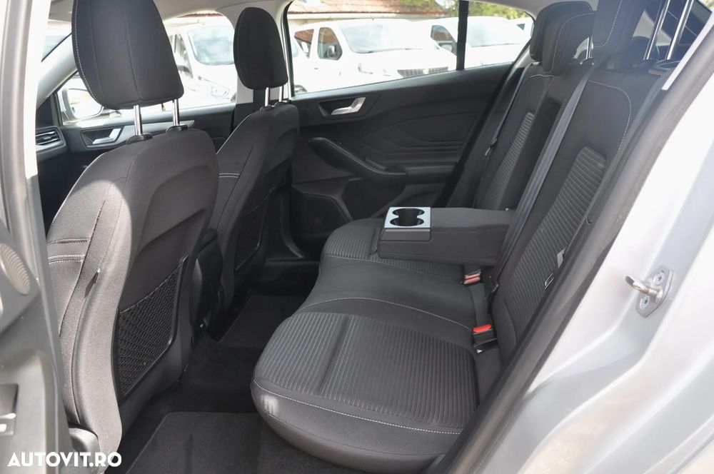 Ford Focus 1.5 EcoBlue Titanium Business - 11
