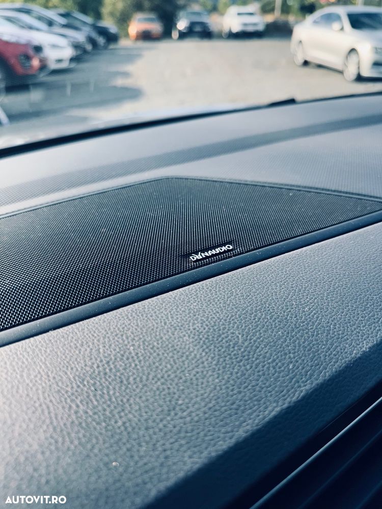 Volkswagen Tiguan - 23